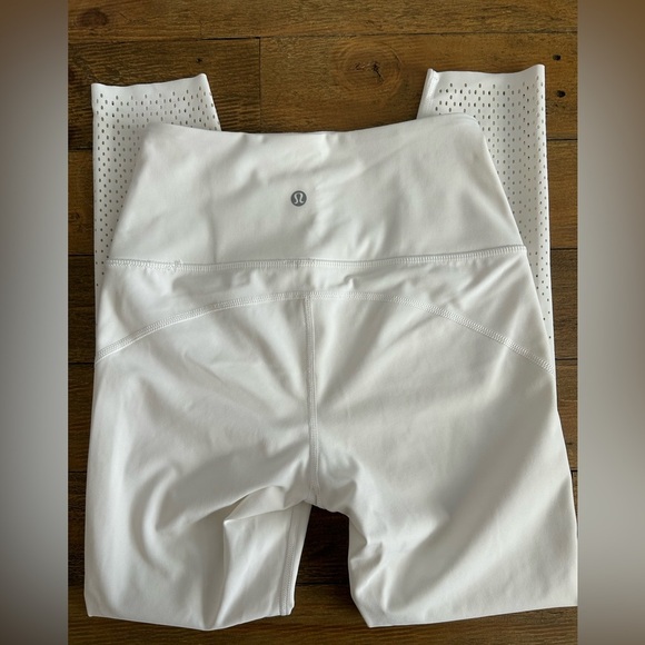 LULULEMON White High-Waisted Anew Tight Leggings with Perforated Detail n legs - Picture 8 of 11
